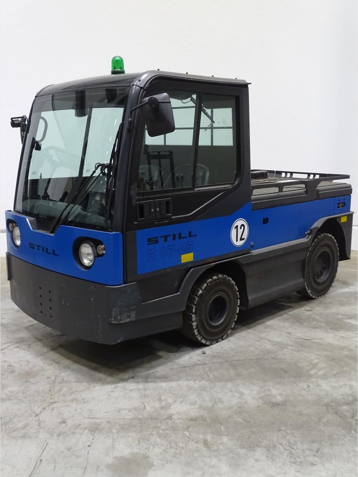 Linde P250 - Remolcadora: foto 1 Linde P250 - Remolcadora: foto 1