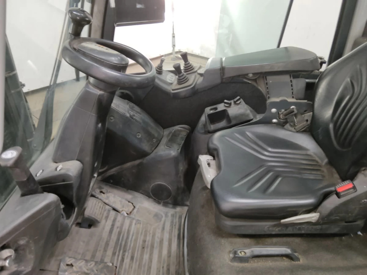 STILL RX70-30H - Carretilla elevadora diésel: foto 3 STILL RX70-30H - Carretilla elevadora diésel: foto 3