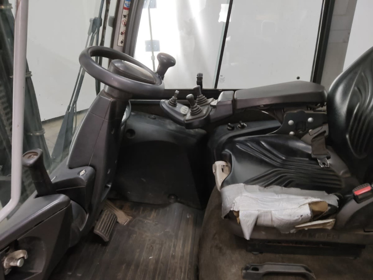 STILL RX70-50 - Carretilla elevadora diésel: foto 3 STILL RX70-50 - Carretilla elevadora diésel: foto 3