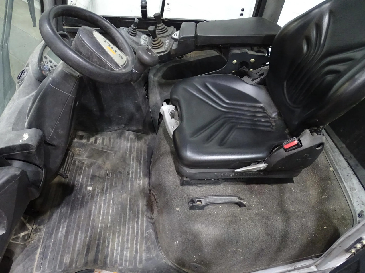 STILL RX70-50 - Carretilla elevadora diésel: foto 3 STILL RX70-50 - Carretilla elevadora diésel: foto 3