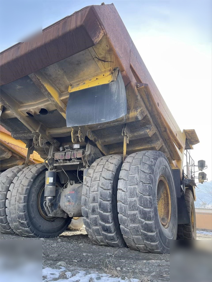 2011 KOMATSU HD465-7 - Dúmper rígido: foto 5 2011 KOMATSU HD465-7 - Dúmper rígido: foto 5