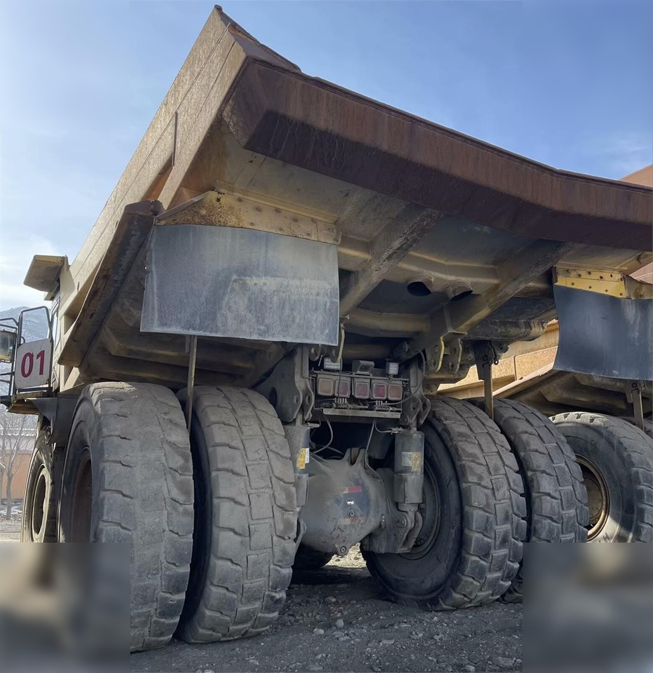 2011 KOMATSU HD465-7 - Dúmper rígido: foto 3 2011 KOMATSU HD465-7 - Dúmper rígido: foto 3