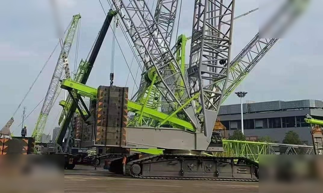 Grúa sobre orugas 2021 ZOOMLION ZCC9800W: foto 1