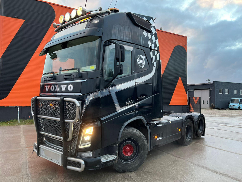 Volvo FH 16 750 6x4 GCW 80 ton / RETARDER / HYDRAULICS / TANDEM AXLE LIFT - Cabeza tractora: foto 2 Volvo FH 16 750 6x4 GCW 80 ton / RETARDER / HYDRAULICS / TANDEM AXLE LIFT - Cabeza tractora: foto 2