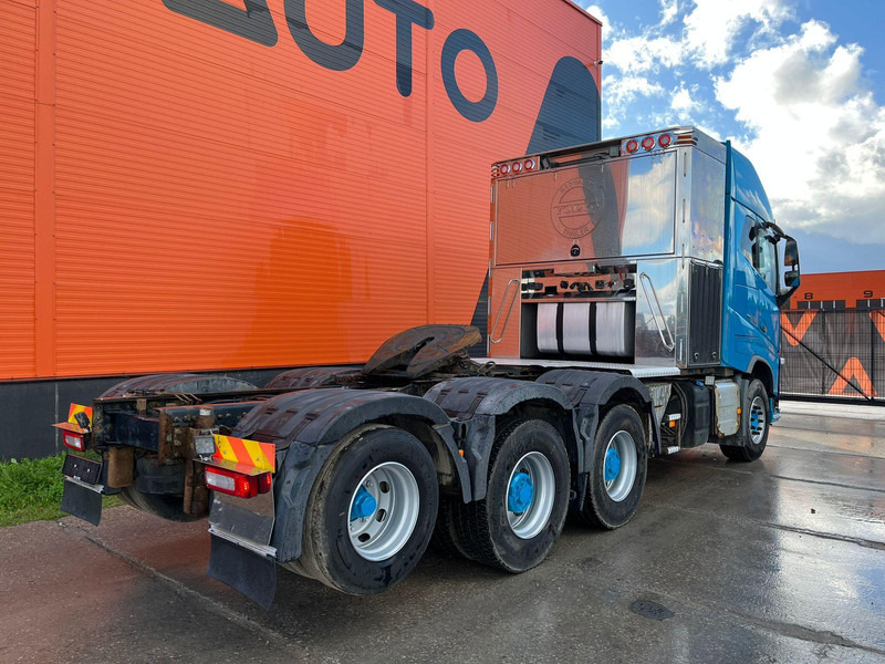 Volvo FH 16 750 8x4 GCW 130 ton / GLOBE XL / HYDRAULICS / BIG AXLES - Cabeza tractora: foto 5 Volvo FH 16 750 8x4 GCW 130 ton / GLOBE XL / HYDRAULICS / BIG AXLES - Cabeza tractora: foto 5