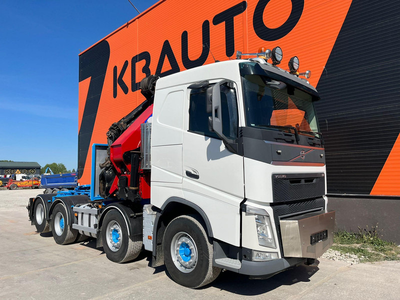 Volvo FH 500 8x2*4 HMF 6020 OK6 / JIB FJ1200 K6 / WINCH - Cabeza tractora: foto 4 Volvo FH 500 8x2*4 HMF 6020 OK6 / JIB FJ1200 K6 / WINCH - Cabeza tractora: foto 4