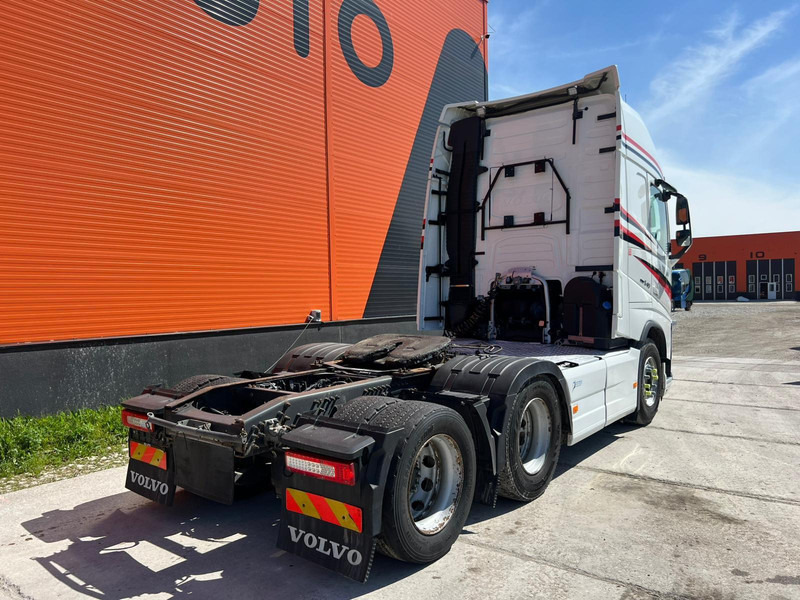 Volvo FH 540 6x2 GLOBE XL / ADR / RETARDER / DOUBLE BOGIE - Cabeza tractora: foto 5 Volvo FH 540 6x2 GLOBE XL / ADR / RETARDER / DOUBLE BOGIE - Cabeza tractora: foto 5
