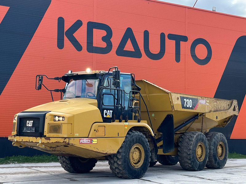 Caterpillar 730 6x6 AC / CENTRAL LUBRICATON / BOX L=5031 mm - Dúmper: foto 2 Caterpillar 730 6x6 AC / CENTRAL LUBRICATON / BOX L=5031 mm - Dúmper: foto 2