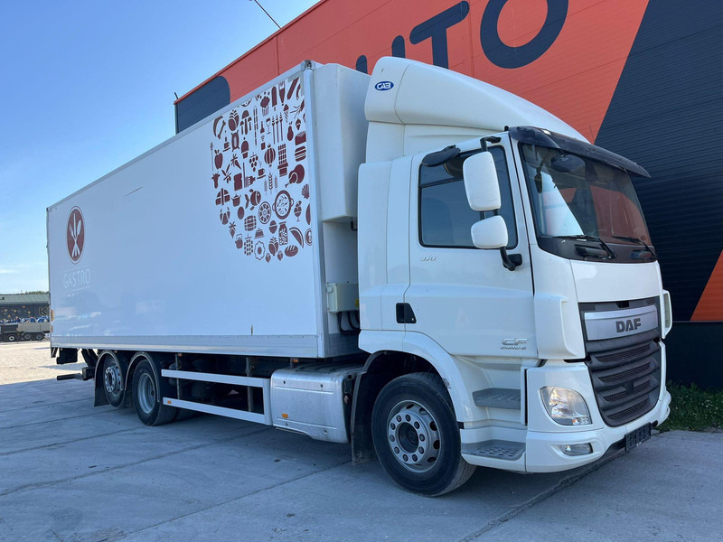 DAF CF 370 6x2*4 HULTSTEINS HS / BOX L=8744 mm - Camión frigorífico: foto 3 DAF CF 370 6x2*4 HULTSTEINS HS / BOX L=8744 mm - Camión frigorífico: foto 3