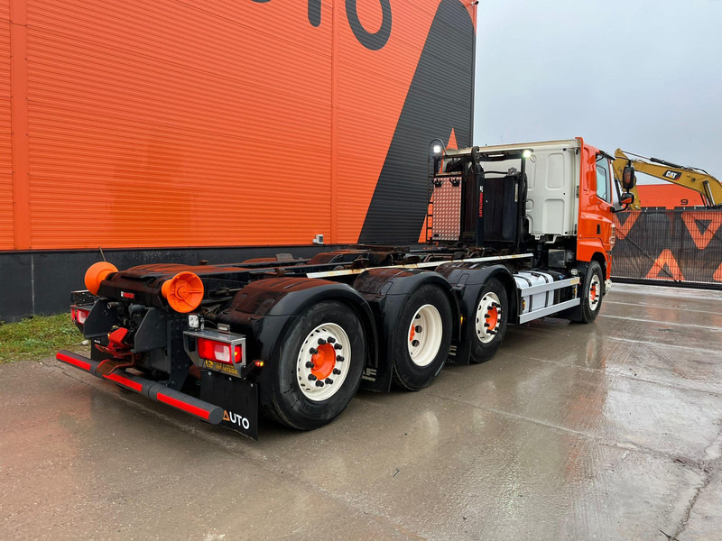 Camión multibasculante DAF CF 510 8x2/6 HIAB 24 ton / L=5800 mm: foto 6 Camión multibasculante DAF CF 510 8x2/6 HIAB 24 ton / L=5800 mm: foto 6