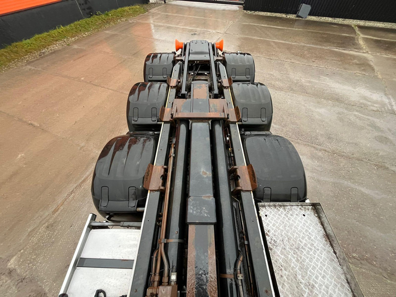 Camión multibasculante DAF CF 510 8x2/6 HIAB 24 ton / L=5800 mm: foto 12 Camión multibasculante DAF CF 510 8x2/6 HIAB 24 ton / L=5800 mm: foto 12