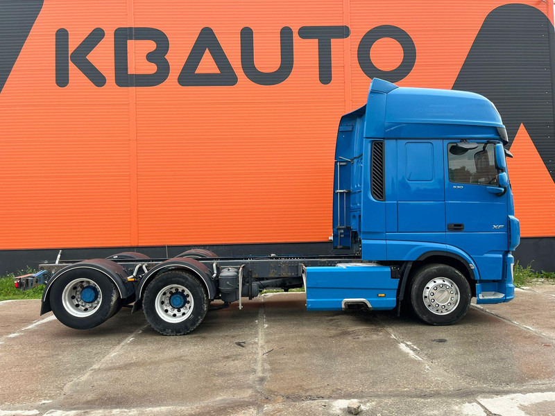 DAF XF 530 CHASSI L=5750 - Camión chasis: foto 4 DAF XF 530 CHASSI L=5750 - Camión chasis: foto 4