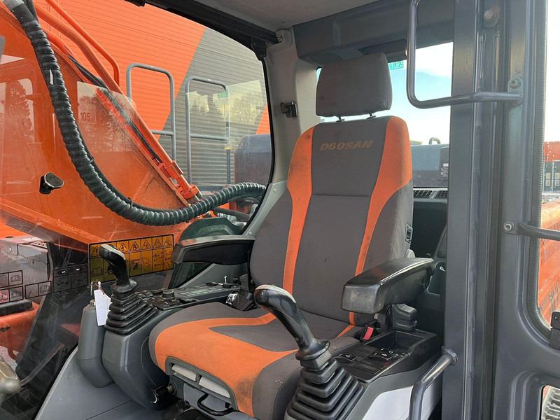 Excavadora de cadenas Doosan DX 340 LC-5 CENTRAL LUBRICATION / AC: foto 18 Excavadora de cadenas Doosan DX 340 LC-5 CENTRAL LUBRICATION / AC: foto 18