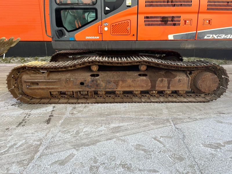 Excavadora de cadenas Doosan DX 340 LC-5 CENTRAL LUBRICATION / AC: foto 16 Excavadora de cadenas Doosan DX 340 LC-5 CENTRAL LUBRICATION / AC: foto 16