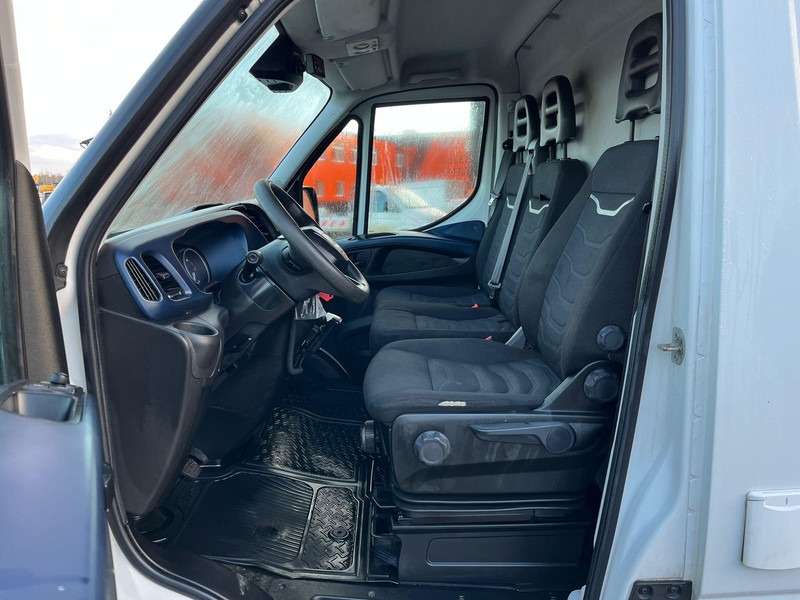 Leasing de Iveco Daily 35S14N V XARIOS 350 / BOX L=3360 mm Iveco Daily 35S14N V XARIOS 350 / BOX L=3360 mm: foto 15 Leasing de Iveco Daily 35S14N V XARIOS 350 / BOX L=3360 mm Iveco Daily 35S14N V XARIOS 350 / BOX L=3360 mm: foto 15