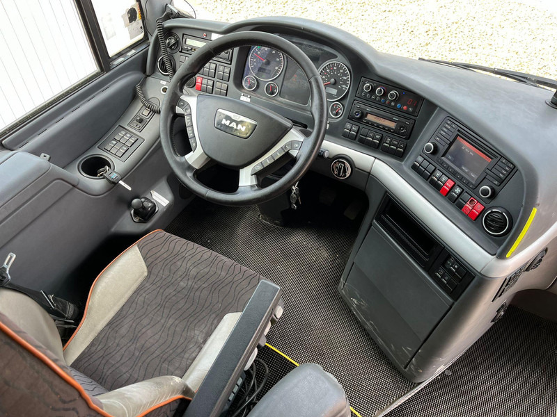 Autocar MAN R 08 Lion`s Coach EURO 6 / 59 SEATS / AC / AUXILIARY HEATING / WC / 2x FRIDGE: foto 9