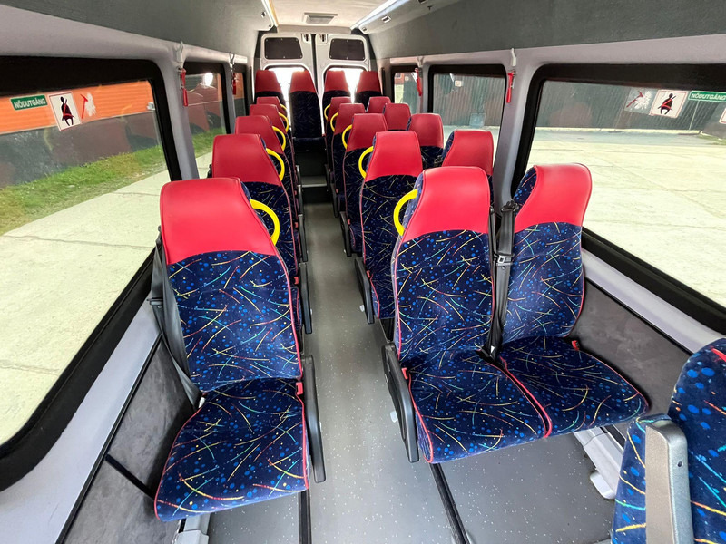 Leasing de Mercedes-Benz Sprinter 516 CDI 19 + 1 SEATS / AC Mercedes-Benz Sprinter 516 CDI 19 + 1 SEATS / AC: foto 13
