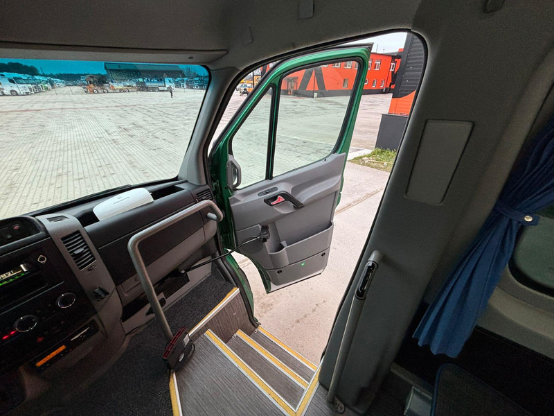 Leasing de Mercedes-Benz Sprinter 516 CDI AC / 22 + 1 SEATS Mercedes-Benz Sprinter 516 CDI AC / 22 + 1 SEATS: foto 19 Leasing de Mercedes-Benz Sprinter 516 CDI AC / 22 + 1 SEATS Mercedes-Benz Sprinter 516 CDI AC / 22 + 1 SEATS: foto 19