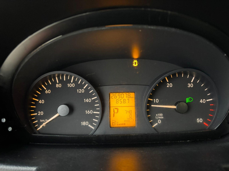 Leasing de Mercedes-Benz Sprinter 516 CDI AC / 22 + 1 SEATS Mercedes-Benz Sprinter 516 CDI AC / 22 + 1 SEATS: foto 11 Leasing de Mercedes-Benz Sprinter 516 CDI AC / 22 + 1 SEATS Mercedes-Benz Sprinter 516 CDI AC / 22 + 1 SEATS: foto 11