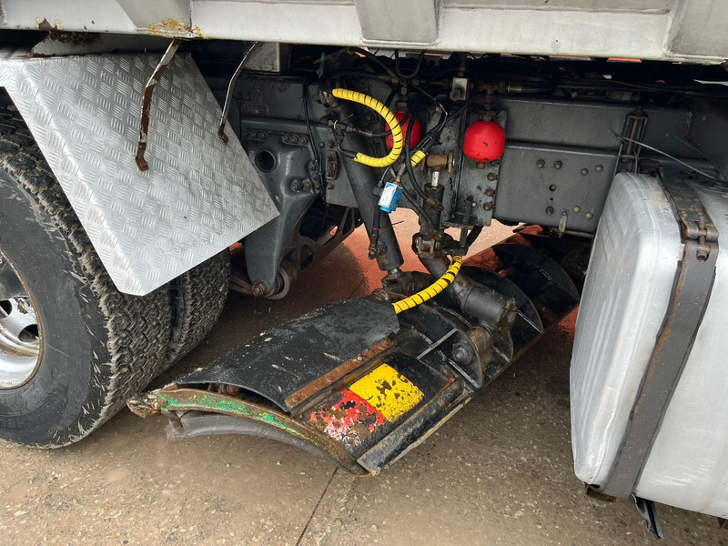Camión volquete Scania P 420 6x4 UNDERBODY SCRAPER / RETARDER / BOX L=4947 mm: foto 13 Camión volquete Scania P 420 6x4 UNDERBODY SCRAPER / RETARDER / BOX L=4947 mm: foto 13