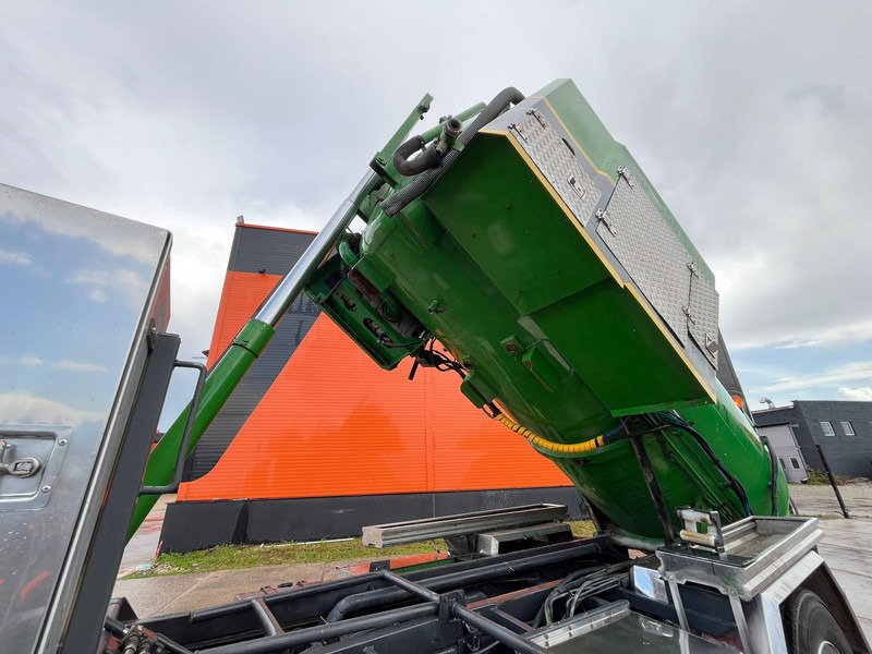 Leasing de Scania P 94 4x2 TANK 9000 I + 1200 l / VACUUM Jurop PR150 / PRESSURE Pratissoli 150 bar / 102 l/min Scania P 94 4x2 TANK 9000 I + 1200 l / VACUUM Jurop PR150 / PRESSURE Pratissoli 150 bar / 102 l/min: foto 10