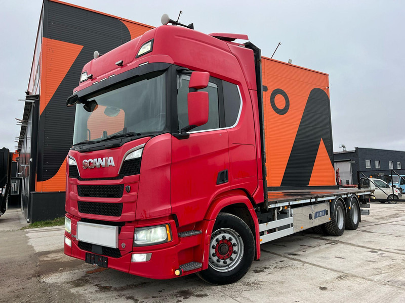 Scania R 580 6x2 RETARDER / 9 TON FRONT AXLE / PLATFORM L=7402 mm - Camión caja abierta: foto 2 Scania R 580 6x2 RETARDER / 9 TON FRONT AXLE / PLATFORM L=7402 mm - Camión caja abierta: foto 2