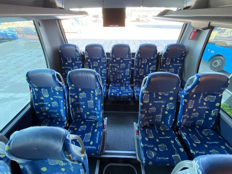 Autobús suburbano Setra S 417 UL 6x2*4 57 SEATS / AC / AUXILIARY HEATER / WHEELCHAIR LIFT: foto 18