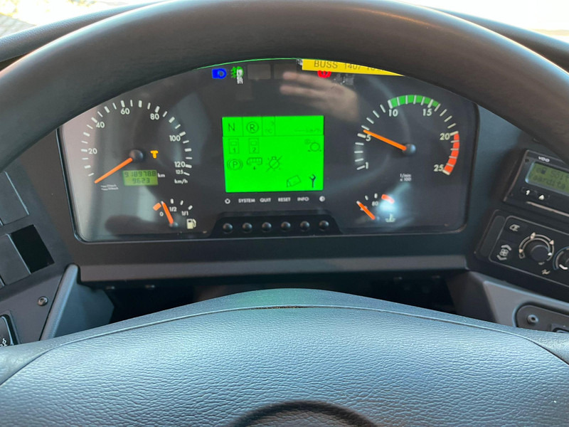 Autobús suburbano Setra S 417 UL 6x2*4 57 SEATS / AC / AUXILIARY HEATER / WHEELCHAIR LIFT: foto 12