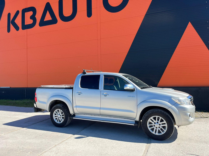 Toyota Hilux 4x4 - Pick-up: foto 5 Toyota Hilux 4x4 - Pick-up: foto 5