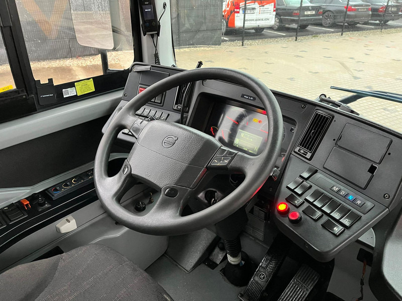 Autobús urbano Volvo B8RLE 8900 4x2 47 SEATS / AC / AUXILIARY HEATING: foto 10