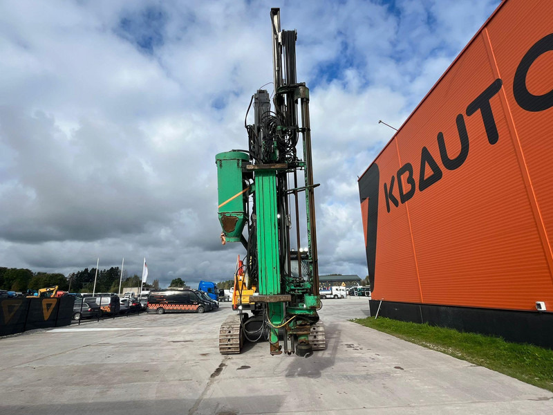 Volvo EC 300 E WITH MONTABERT CPA 295 DRILL PRICE 123900.- - Excavadora de cadenas: foto 2 Volvo EC 300 E WITH MONTABERT CPA 295 DRILL PRICE 123900.- - Excavadora de cadenas: foto 2