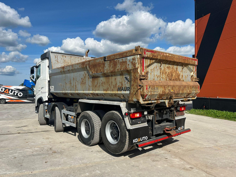 Camión volquete Volvo FH 540 8x4 RETARDER / TANDEM AXLE LIFT / BOX L=5501 mm: foto 8 Camión volquete Volvo FH 540 8x4 RETARDER / TANDEM AXLE LIFT / BOX L=5501 mm: foto 8