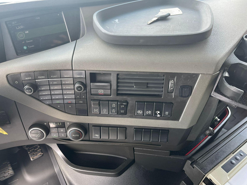 Camión volquete Volvo FH 540 8x4 RETARDER / TANDEM AXLE LIFT / BOX L=5501 mm: foto 20 Camión volquete Volvo FH 540 8x4 RETARDER / TANDEM AXLE LIFT / BOX L=5501 mm: foto 20