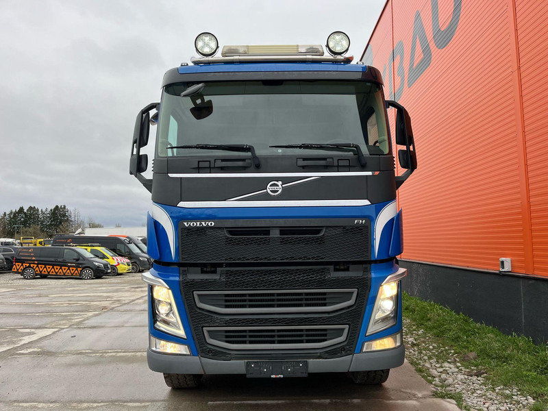 Volvo FH 540 8x4 TANDEM AXLE LIFT / BIG AXLES / BOX L=5652 mm - Camión volquete: foto 3 Volvo FH 540 8x4 TANDEM AXLE LIFT / BIG AXLES / BOX L=5652 mm - Camión volquete: foto 3