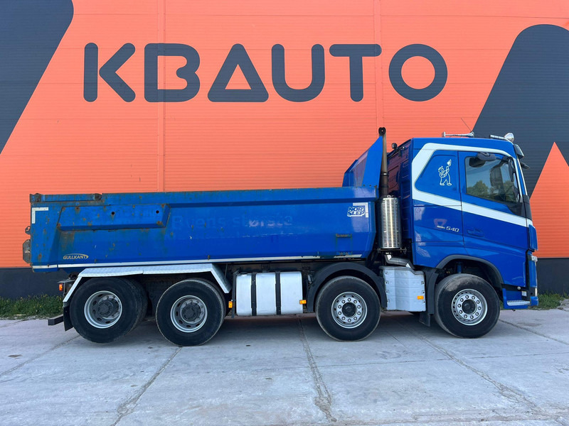 Volvo FH 540 8x4 TANDEM AXLE LIFT / BIG AXLES / BOX L=5712 mm - Camión volquete: foto 5 Volvo FH 540 8x4 TANDEM AXLE LIFT / BIG AXLES / BOX L=5712 mm - Camión volquete: foto 5