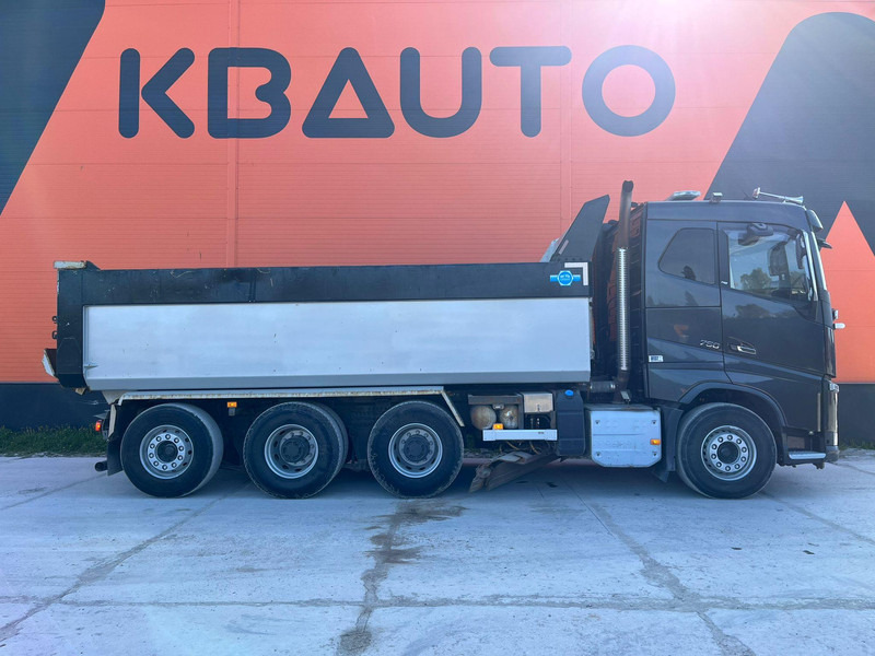 Volvo FH 750 8x4*4 UNDERBODY SCRAPER / RETARDER / BOX L=5940 mm - Camión volquete: foto 5 Volvo FH 750 8x4*4 UNDERBODY SCRAPER / RETARDER / BOX L=5940 mm - Camión volquete: foto 5