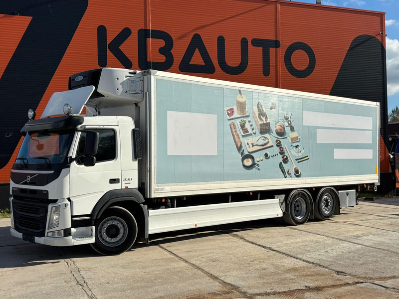 Volvo FM 330 6x2*4 Carrier Supra 1250 Mt / BOX L=9663 mm - Camión frigorífico: foto 1 Volvo FM 330 6x2*4 Carrier Supra 1250 Mt / BOX L=9663 mm - Camión frigorífico: foto 1