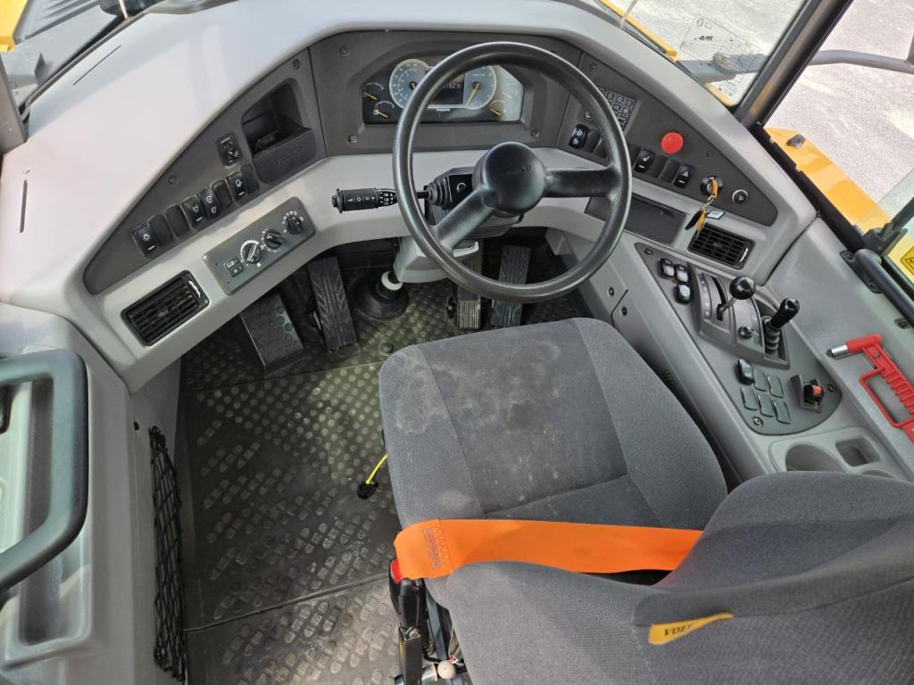 Dúmper articulado Volvo A30G: foto 19