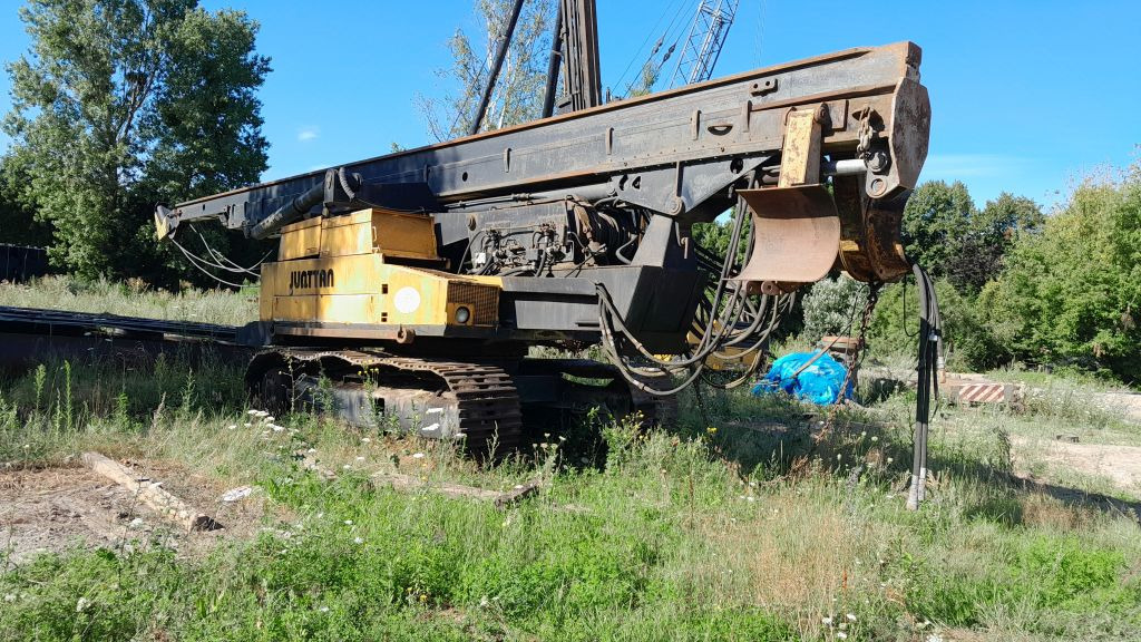 JUNTTAN PV 216 - Martillo de hinca de pilotes: foto 2 JUNTTAN PV 216 - Martillo de hinca de pilotes: foto 2