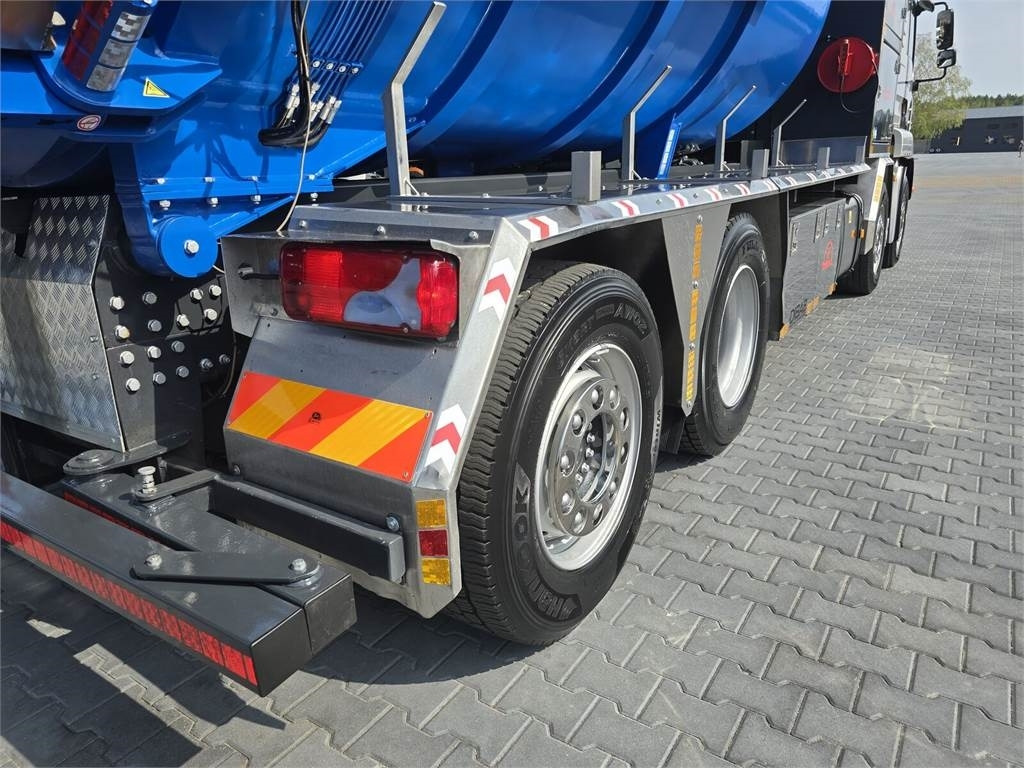 MAN Disab Centurion P210/9 ADR Vacuum suction-blowing - Limpieza de alcantarillado: foto 3 MAN Disab Centurion P210/9 ADR Vacuum suction-blowing - Limpieza de alcantarillado: foto 3