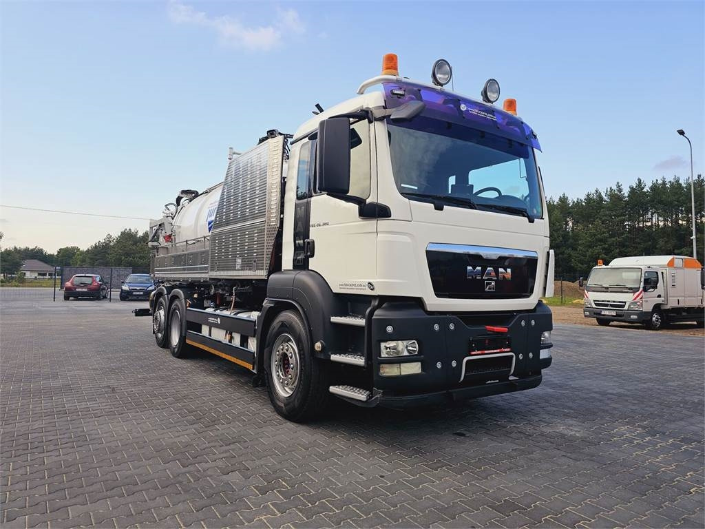 MAN JUROP VJC9 / 5 2010 WUKO for collecting liquid was - Limpieza de alcantarillado: foto 2 MAN JUROP VJC9 / 5 2010 WUKO for collecting liquid was - Limpieza de alcantarillado: foto 2