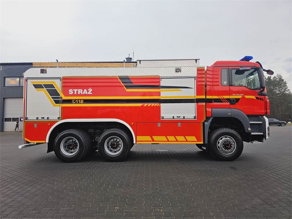 MAN TGS 26.440 6x6 9500 l water + 950 foam Stolarczyk - Camión de bomberos: foto 5 MAN TGS 26.440 6x6 9500 l water + 950 foam Stolarczyk - Camión de bomberos: foto 5