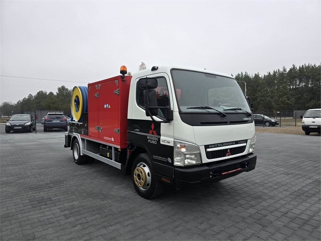Mitsubishi RIONED COMBI WUKO FOR CLEANING SEWAGE - Limpieza de alcantarillado: foto 2 Mitsubishi RIONED COMBI WUKO FOR CLEANING SEWAGE - Limpieza de alcantarillado: foto 2