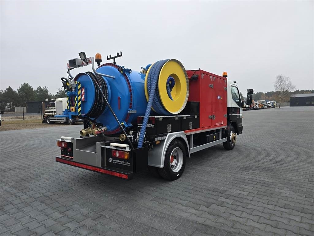 Mitsubishi RIONED COMBI WUKO FOR CLEANING SEWAGE - Limpieza de alcantarillado: foto 1 Mitsubishi RIONED COMBI WUKO FOR CLEANING SEWAGE - Limpieza de alcantarillado: foto 1