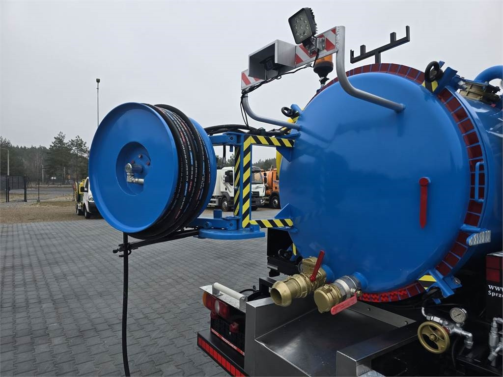 Leasing de Mitsubishi RIONED COMBI WUKO Mitsubishi RIONED COMBI WUKO: foto 22 Leasing de Mitsubishi RIONED COMBI WUKO Mitsubishi RIONED COMBI WUKO: foto 22