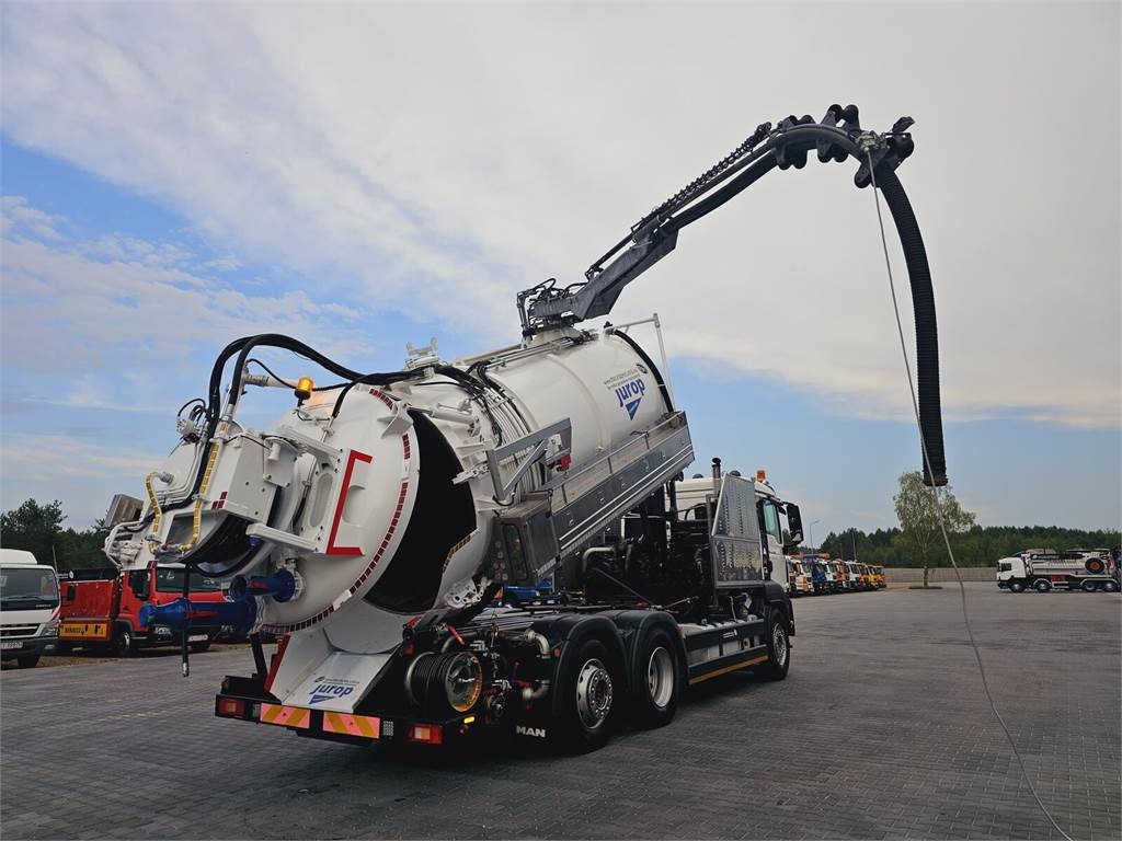 MAN JUROP VJC9 / 5 2010 WUKO for collecting liquid was - Vehículo municipal: foto 1 MAN JUROP VJC9 / 5 2010 WUKO for collecting liquid was - Vehículo municipal: foto 1