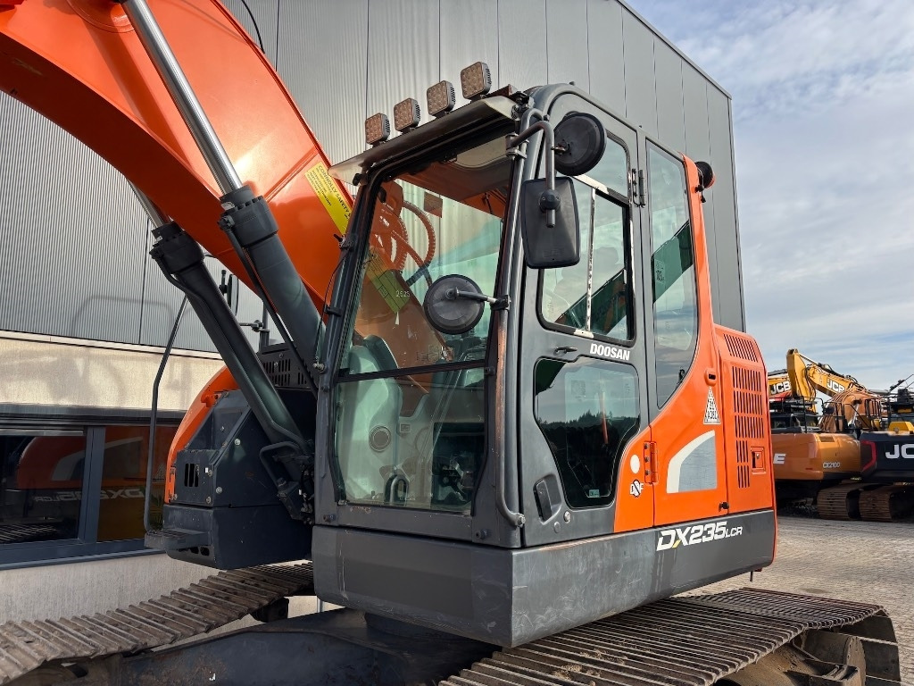 Excavadora de cadenas Doosan DX 235 LCR-5 - DX235 - DX235LCR - 235: foto 10 Excavadora de cadenas Doosan DX 235 LCR-5 - DX235 - DX235LCR - 235: foto 10