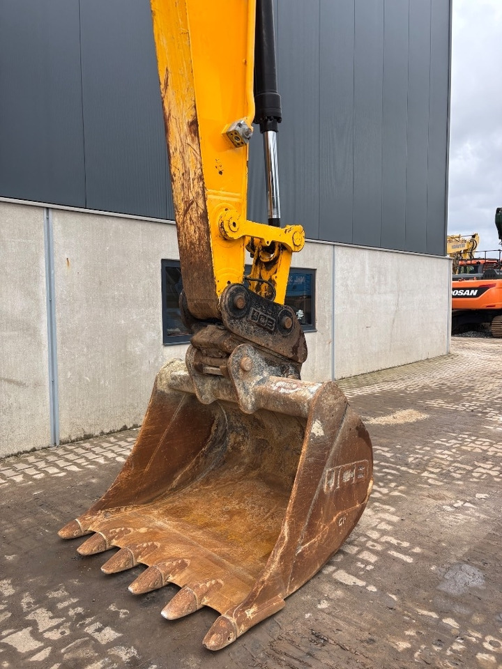 Excavadora de cadenas JCB 220 XL 4F -- 220X lc -- 220 X LC: foto 11