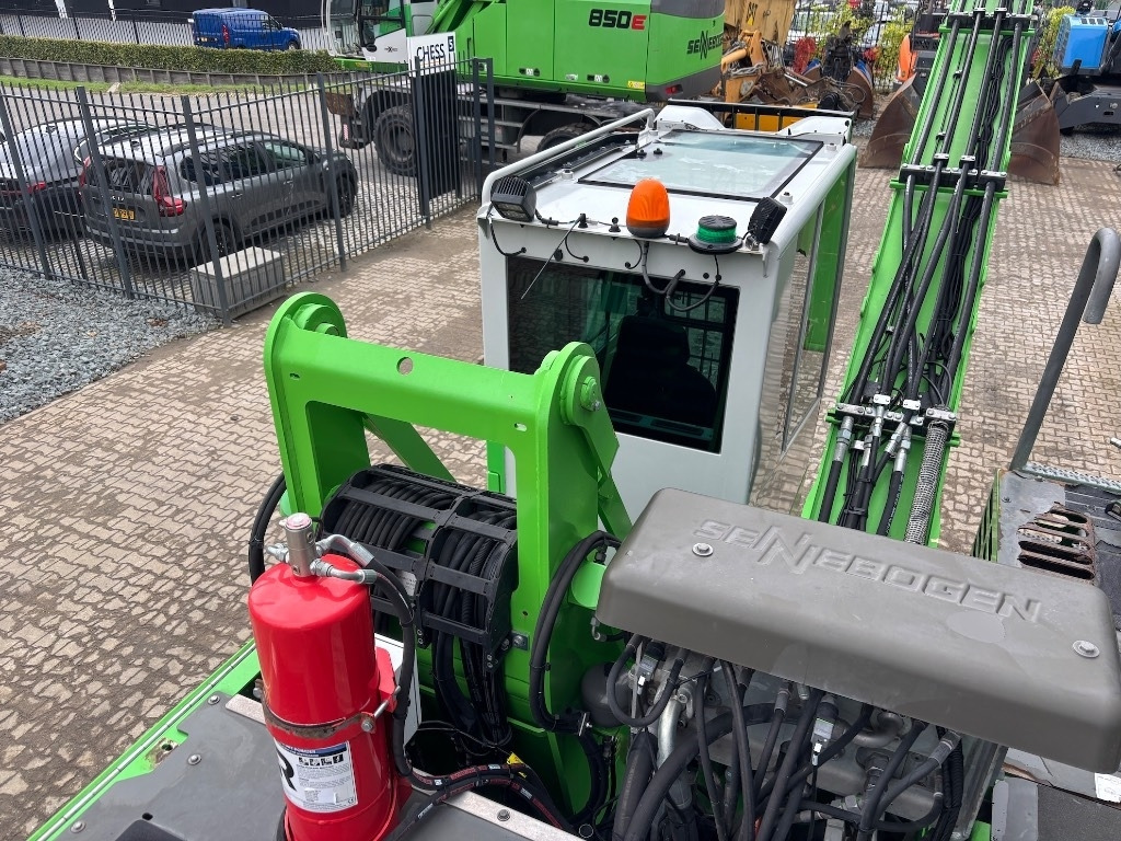 Manipulador de materiales Sennebogen 818 E - 818 M - 818M - 818E XL: foto 37 Manipulador de materiales Sennebogen 818 E - 818 M - 818M - 818E XL: foto 37