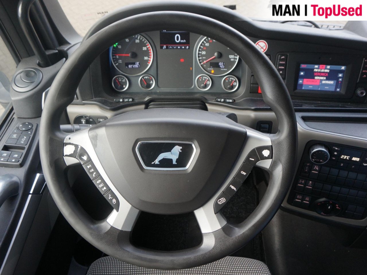 MAN TGX 18.420 4X2 BLS - Cabeza tractora: foto 3 MAN TGX 18.420 4X2 BLS - Cabeza tractora: foto 3